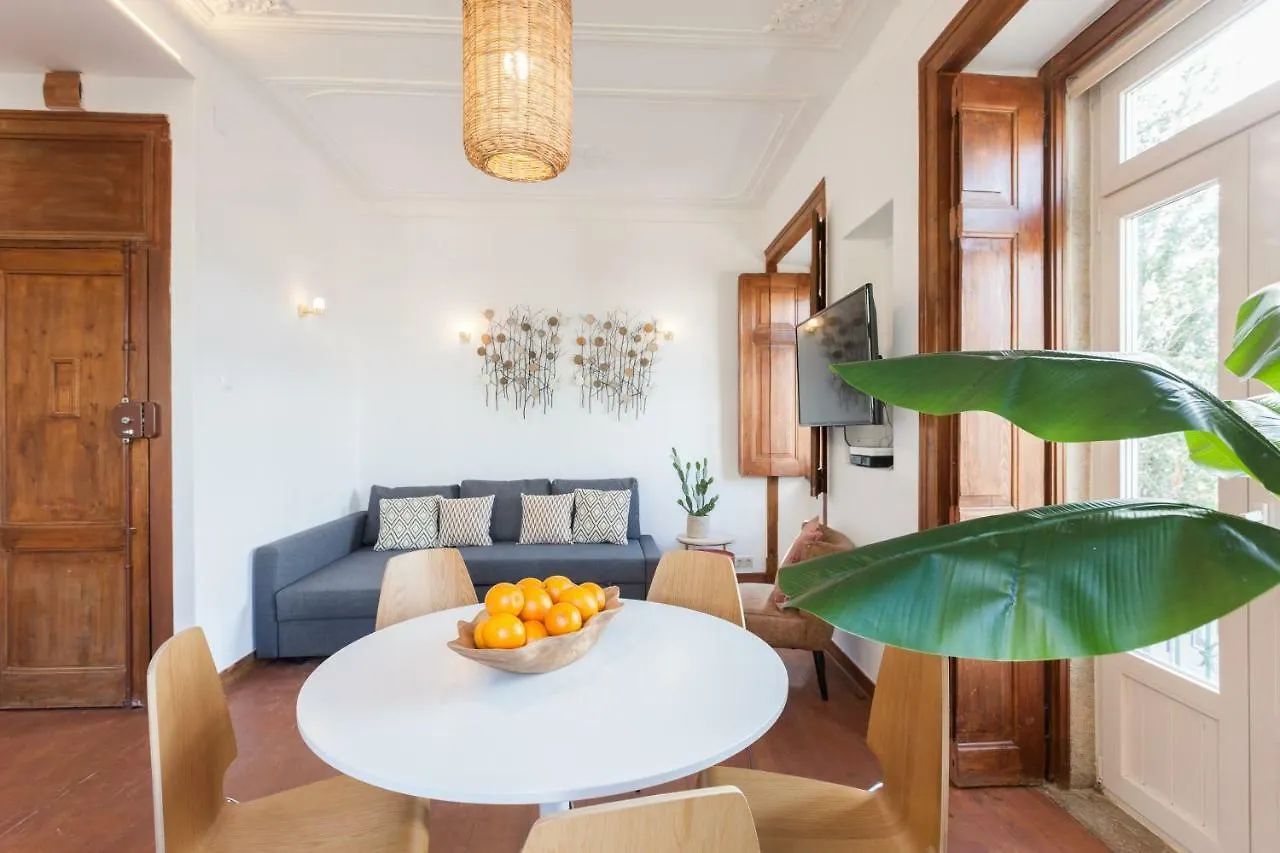 Rossio Vintage Two-Bedroom Apartment - By Lu Holidays Lisbona